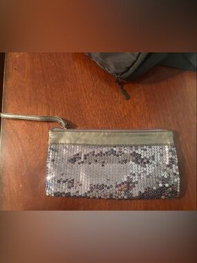 Sequin Wristlet Clutch - Metallic Silver